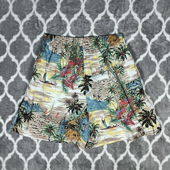 Hilo Hattie Shorts Womens Medium Hawaiian Rayon Beach Tropical Print Flowy - Picture 3 of 10
